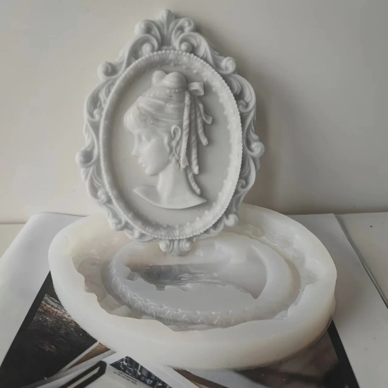 Mirror Frame Lady Cake Border Silicone Mold Cameo Picture Wedding Cupcake Fondant Cake Decorating Tools Candy Chocolate Moulds