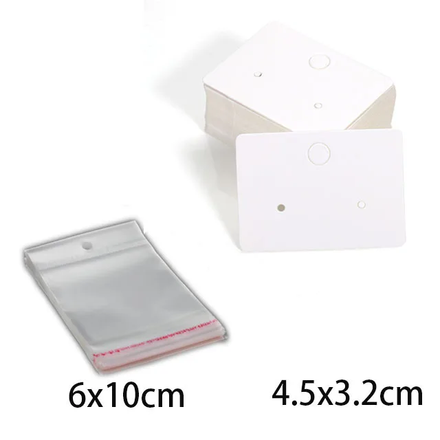 Variant: 4.5x3.2 White Card