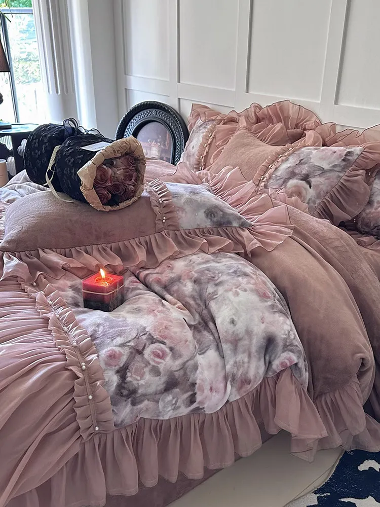 

Winter French Vintage Princess Style Milk Fleece 4-Piece Set,Coral Fleece Lace Edging Duvet Cover, Flannel&Extra Thick Bed Skirt