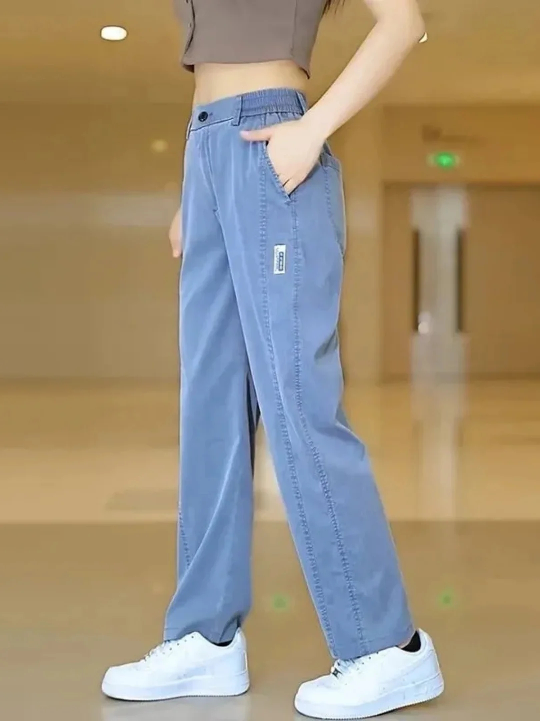 

Men's Straight Leg Wide Leg Jeans Ice Silk Casual Thin Summer Long Pants Fiber Loose Fit mid Waist Zipper Closure