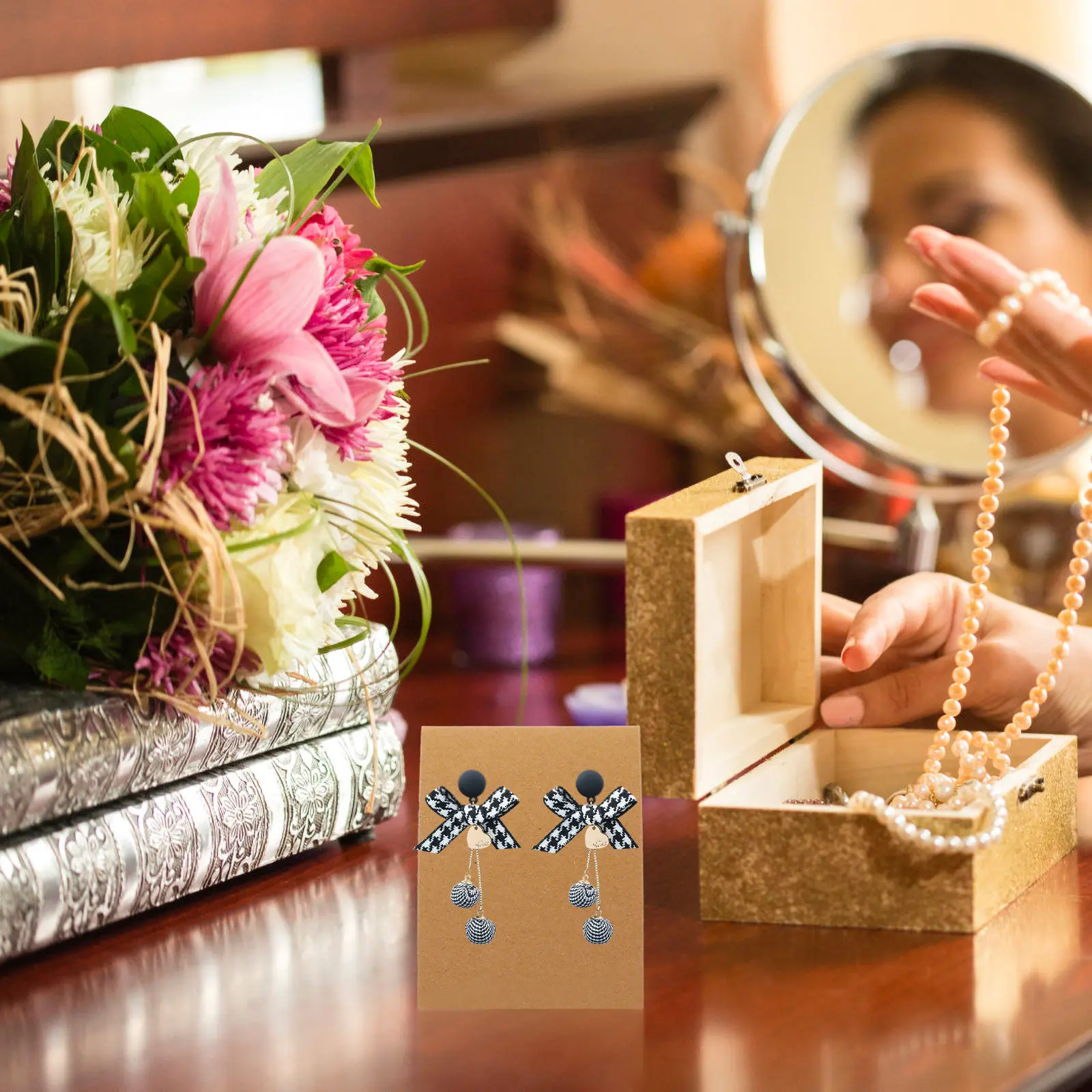 

100 шт. карточек для демонстрации ювелирных изделий из крафт-бумаги, органайзеры для серег, пусет, ожерелий, многофункциональное хранение