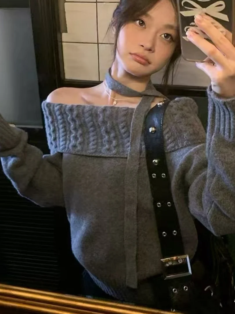 เสื้อไหมพรมเกาหลีแบบไหล่เดียวสำหรับผู้หญิง สไตล์หลวมๆ ใส่สบายๆ สำหรับฤดูใบไม้ร่วงและฤดูหนาว แฟชั่นที่ไม่เหมือนใคร สวยงาม