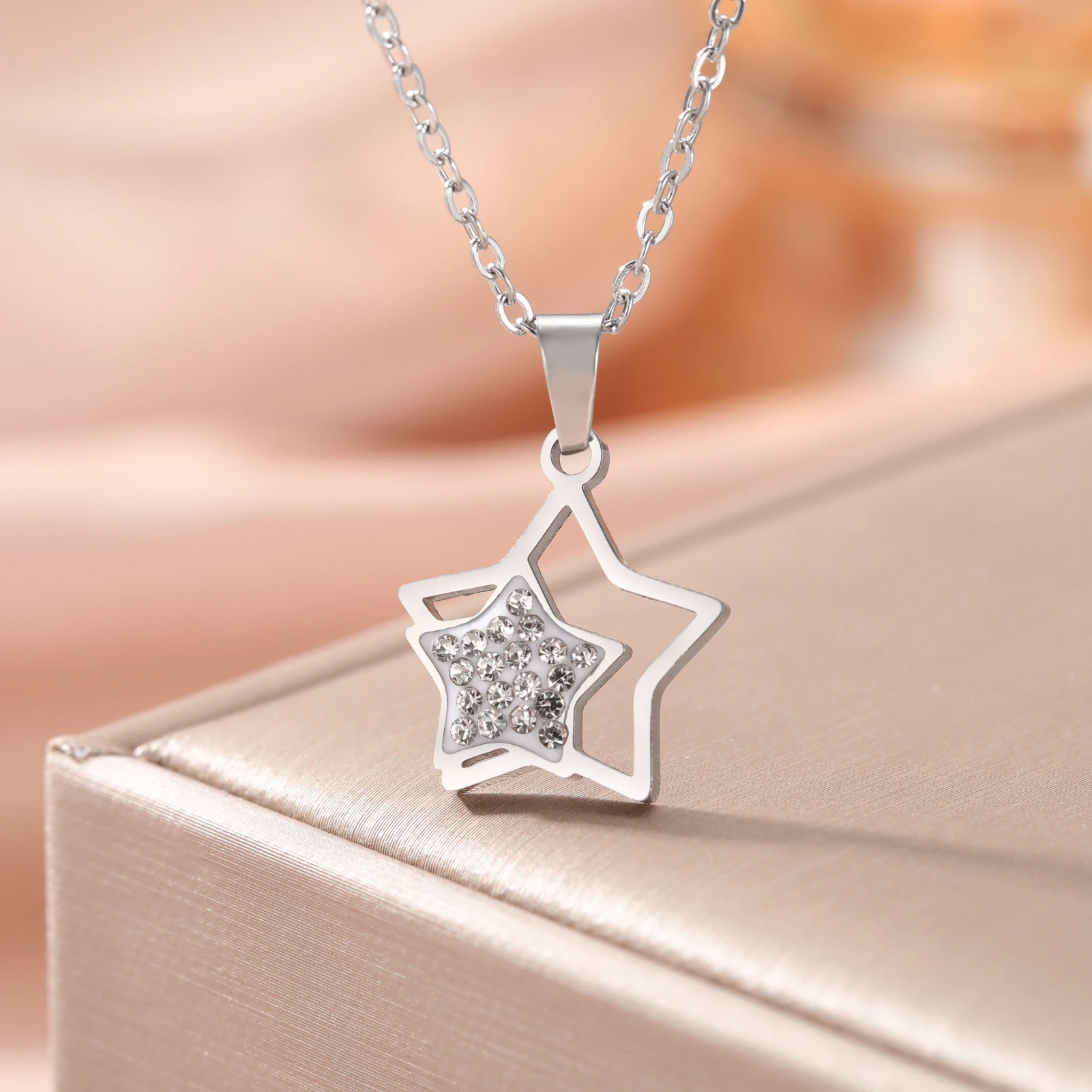 Teamer Star Pentagram with Crystal Pendant Necklace for Women Girls Cute Stainless Steel Zircon Choker Jewelry Birthday Gift