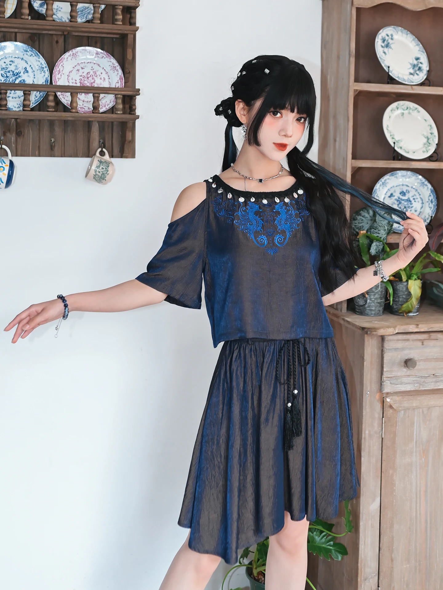 

Chinese Style Short Sleeve Embroidered Shoulder Bared Women's Top And Skirt Set Summer Design Sensation Polarized Color High ...