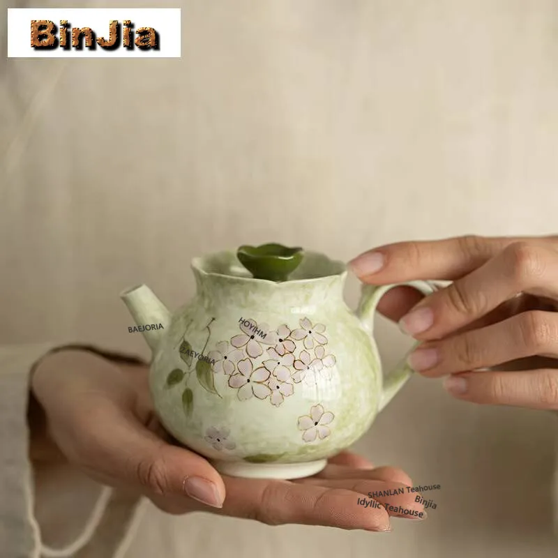 200ml Hand-painted Embroidered Flower Apple Teapot Vintage Tea Infuser Pot Tea Making Kettle With Ball Hole Drinkware Ornaments