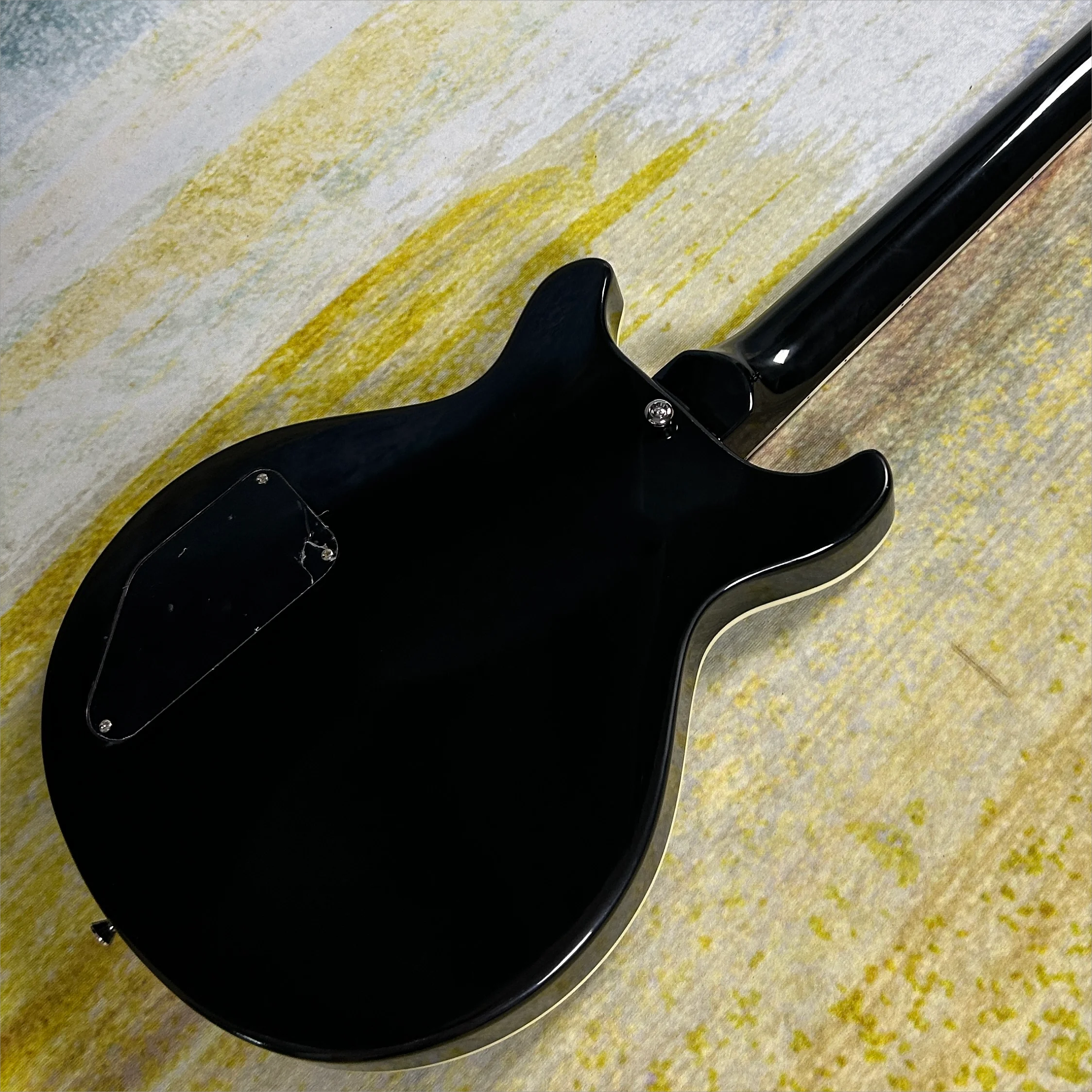High Quality Electric Guitar, Mahogany Body, Rosewood Fingerboard, Tiger Maple Top, Transparent Black Color, Free Shipping