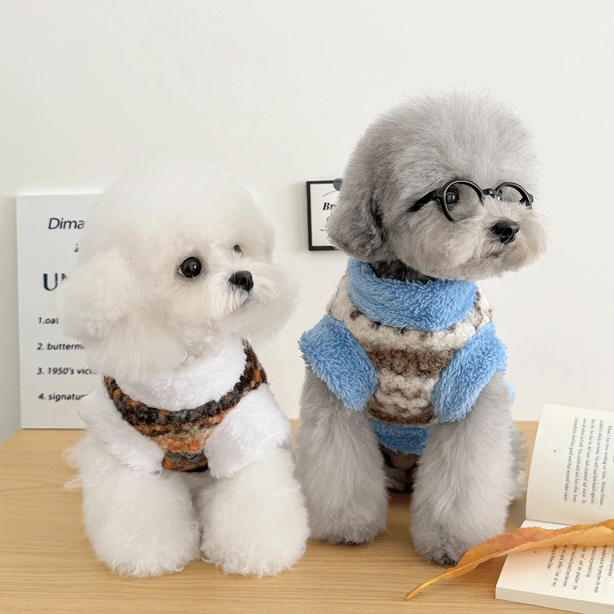 Pet Dog Clothes Winter Print Short Sleeve Costume Puppy Pullover Sweatshirt Clothing for Small Dogs Chihuahua Dogs Accessories