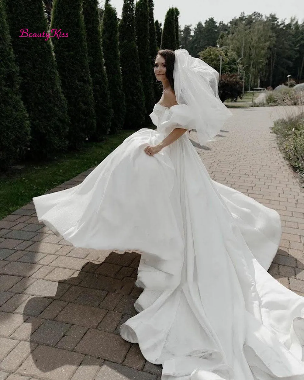 Robe de mariée en satin à col en V et manches courtes, corset à paillettes, robes de mariée princesse Sofia, optique élégante, tout ce que vous voulez, nouveau, 2023