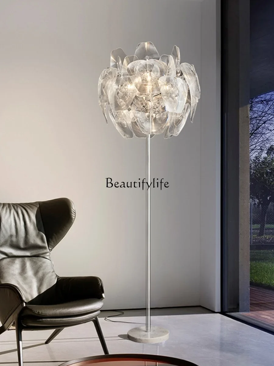 

Italian designer art pine cone floor light luxury living room next to the atmosphere vertical high-end ornament