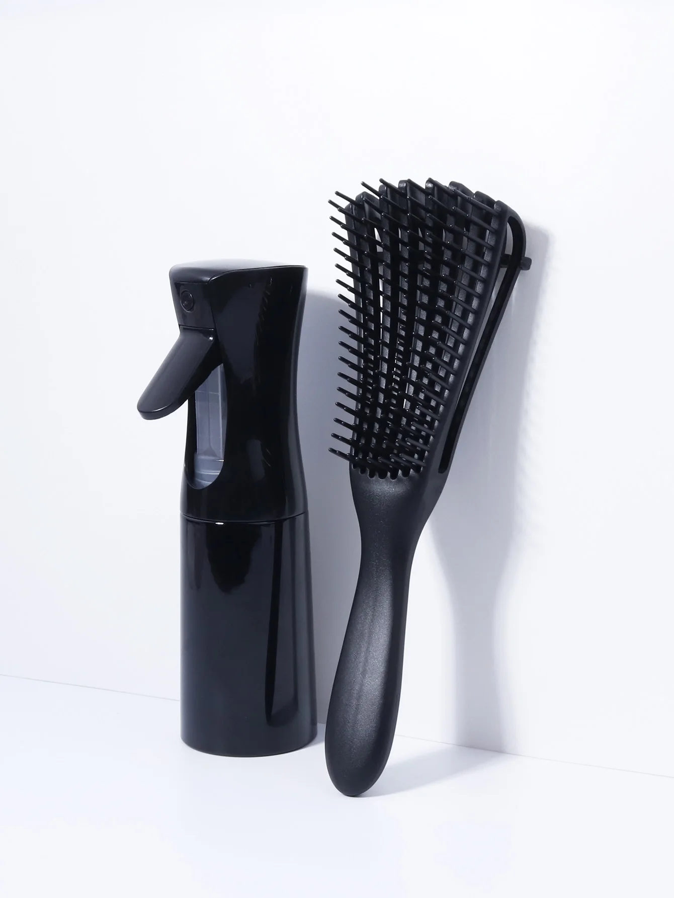

2pcs dry and wet scalp massage comb reduce fatigue exfoliation hair comb and hair spray bottle set Special for real hair wigs