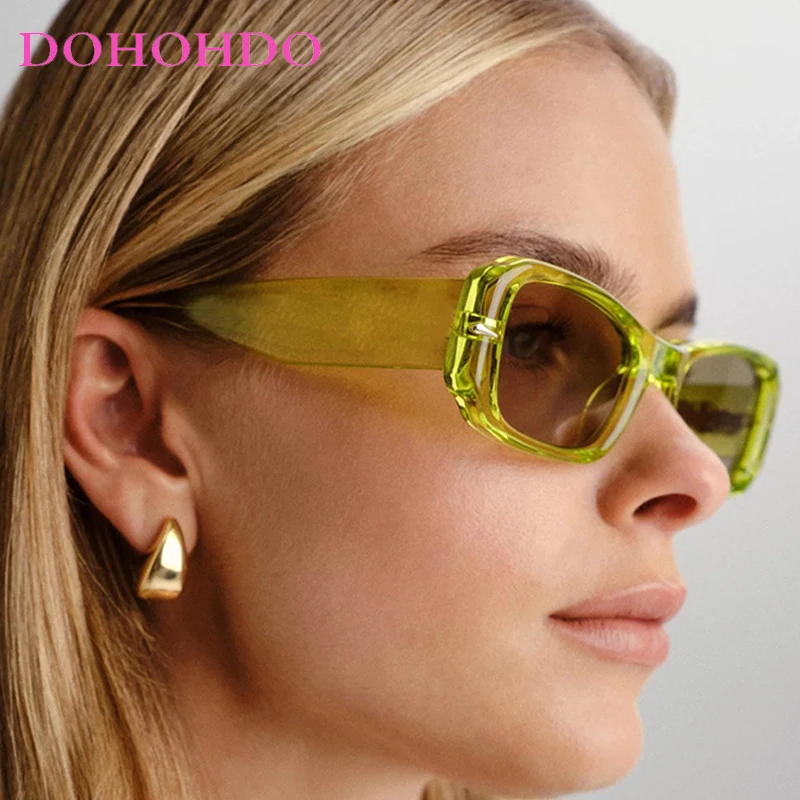 

2025 Fashion Brand Square Sunglasses Women Man Rivets Rectangle Eyewear Trendy INS Sunglasses Travel Driving Shades Female UV400