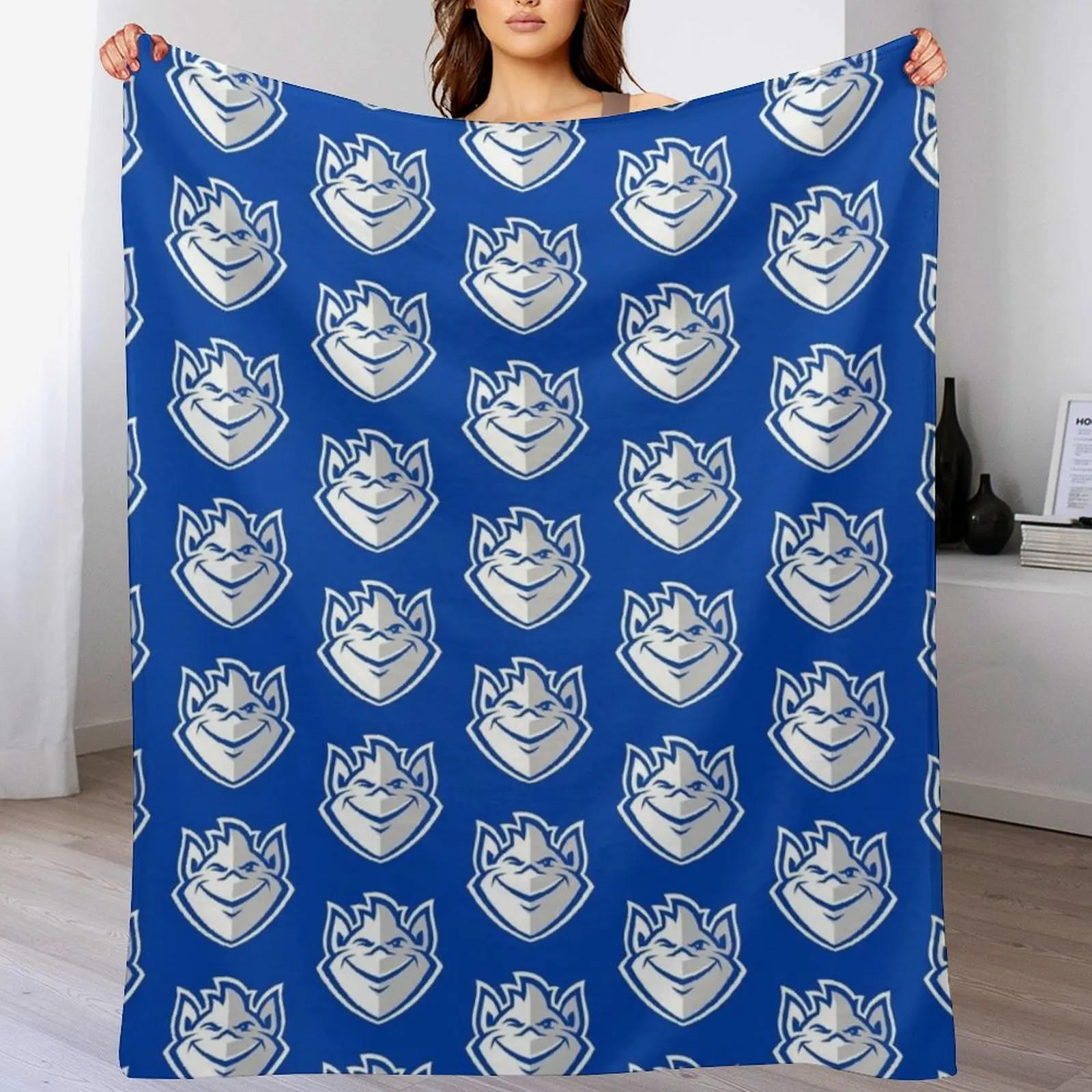 Original Logo Saint Louis Billikens Throw Blanket Wrinkle Resistant Lightweight Blanket