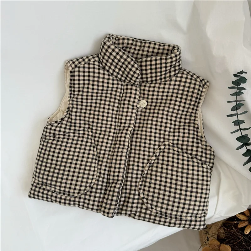 

2025 Winter Children's Large Pocket Plaid Plus Cotton Vest Thickened Thermal Cotton Top