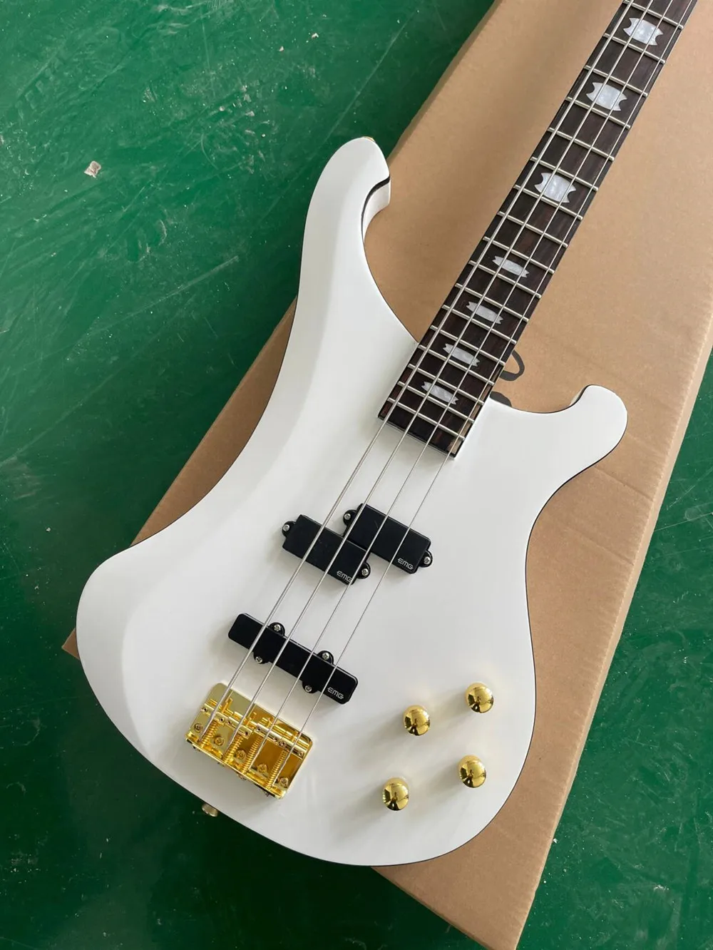 White 4 Strings Electric Bass Guitar with Rosewood Fingerboard, Gold Hardware, Provide Customized Service view 3