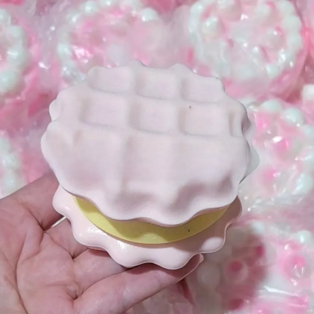 Gâteau simulé créatif anti-stress à presser, doux et à remontée lente, jouet sensoriel pour le soutien du TDAH.