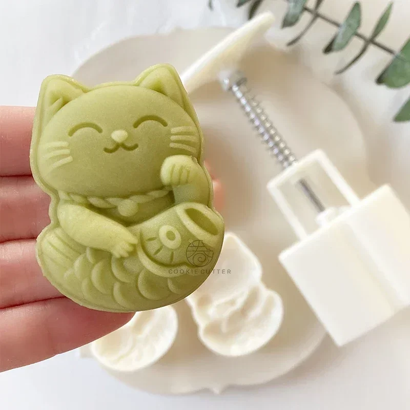 2Pcs/Set New Year Mooncake Mold Lucky Cat Mung Bean Pastry Pineapple Cake Baking Tools Home DIY Kitchen Accessories