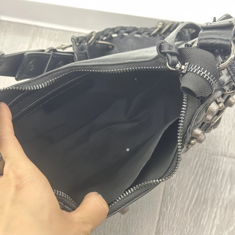Retro Y2K Punk Studded Crescent Saddle Bag Vintage French Soft Leather Armpit Biker Motorcycle Crossbody Handbag For Women