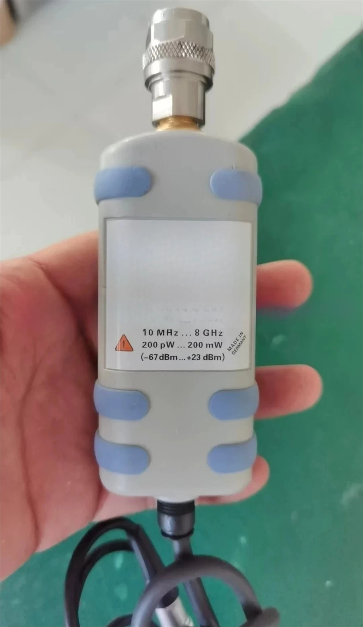 

1 NRP-Z21 NRP-Z11 8GHz/18GHz Universal Power Sensor with USB R&S With NRP-Z4