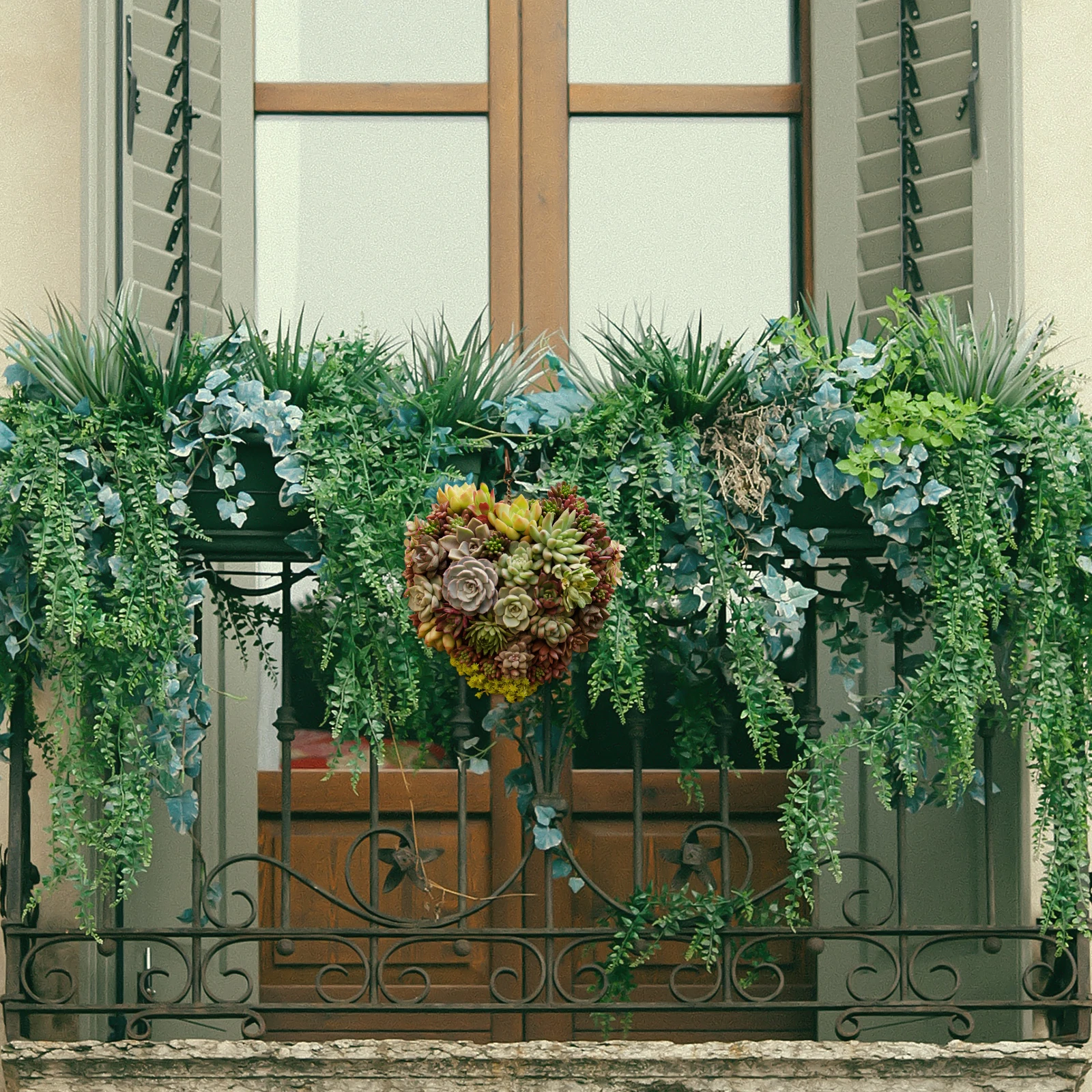 

1Pcs Heart Shape Iron Flowerpot Hanging Pot for Succulents Indoor Outdoor Gardening Plant Pot Multi Purpose Succulents Flowerpot