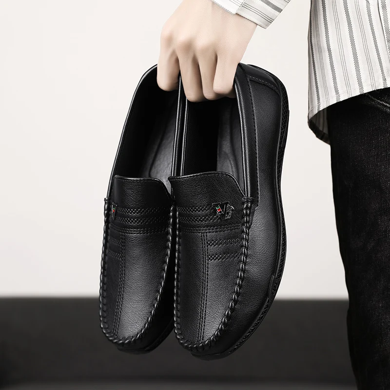 New White Leather Men Casual Shoes Luxury Brand Black Formal Dress Shoes Designer Men Loafers Breathable Slip on Driving Shoes