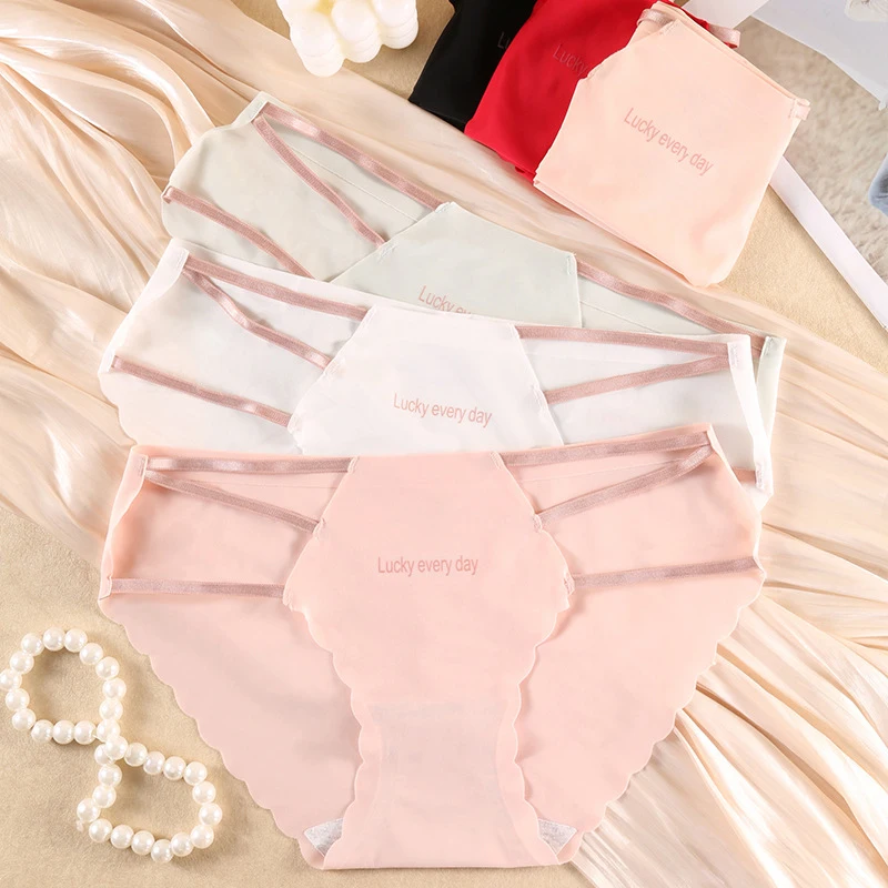 

2026New thin breathable ice silk seamless women's panties, non-binding, with thin straps and hollow design
