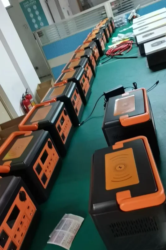 600W LiFePO4 Energy Storage Power System Wall Mount CAN Communication Port Hybrid IP65 Home Use