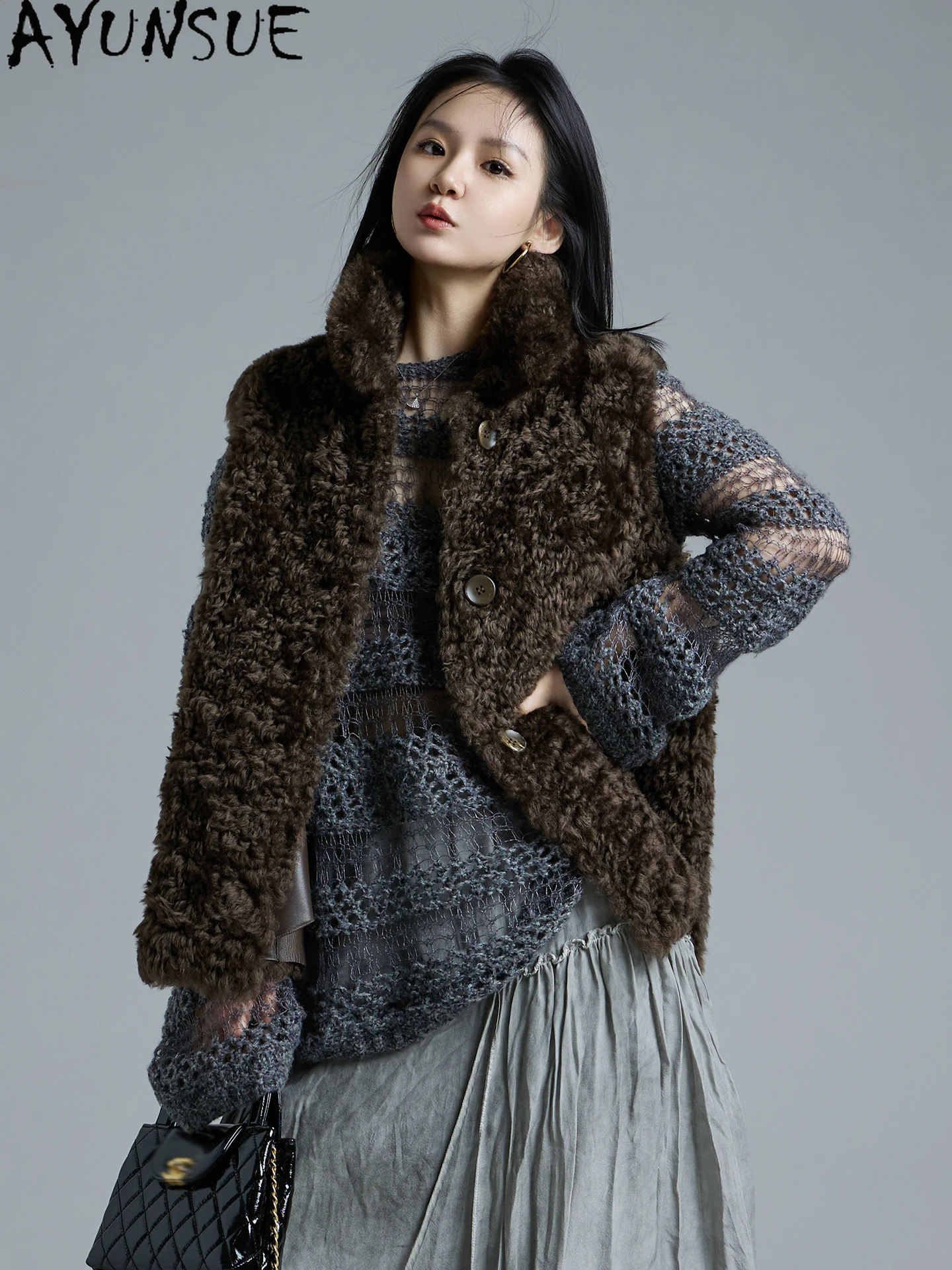 

AYUNSUE Luxury Natural Sheepskin Fur Vest for Woman Warm Winter Clothes Genuine Leather Sleeveless Jacket Women 2025 Loose Fit