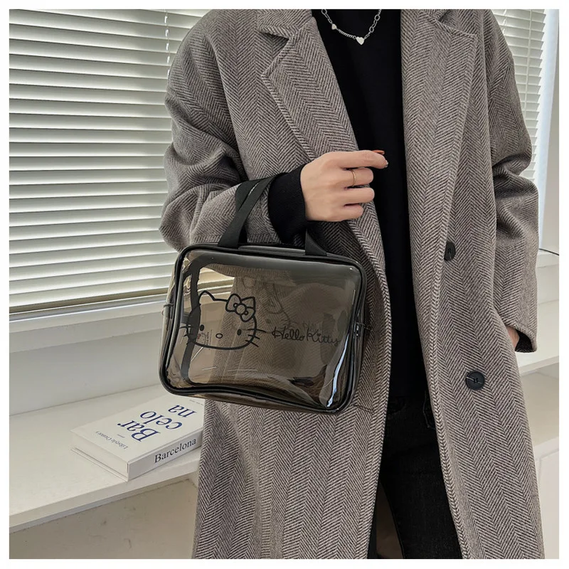 Nuova vendita calda Hello Kitty Borsa per trucco trasparente genuina Organizzatore Borsa per cosmetici a prova di acqua a mano Borsa per il lavaggio Sanrio Borsa da toilette