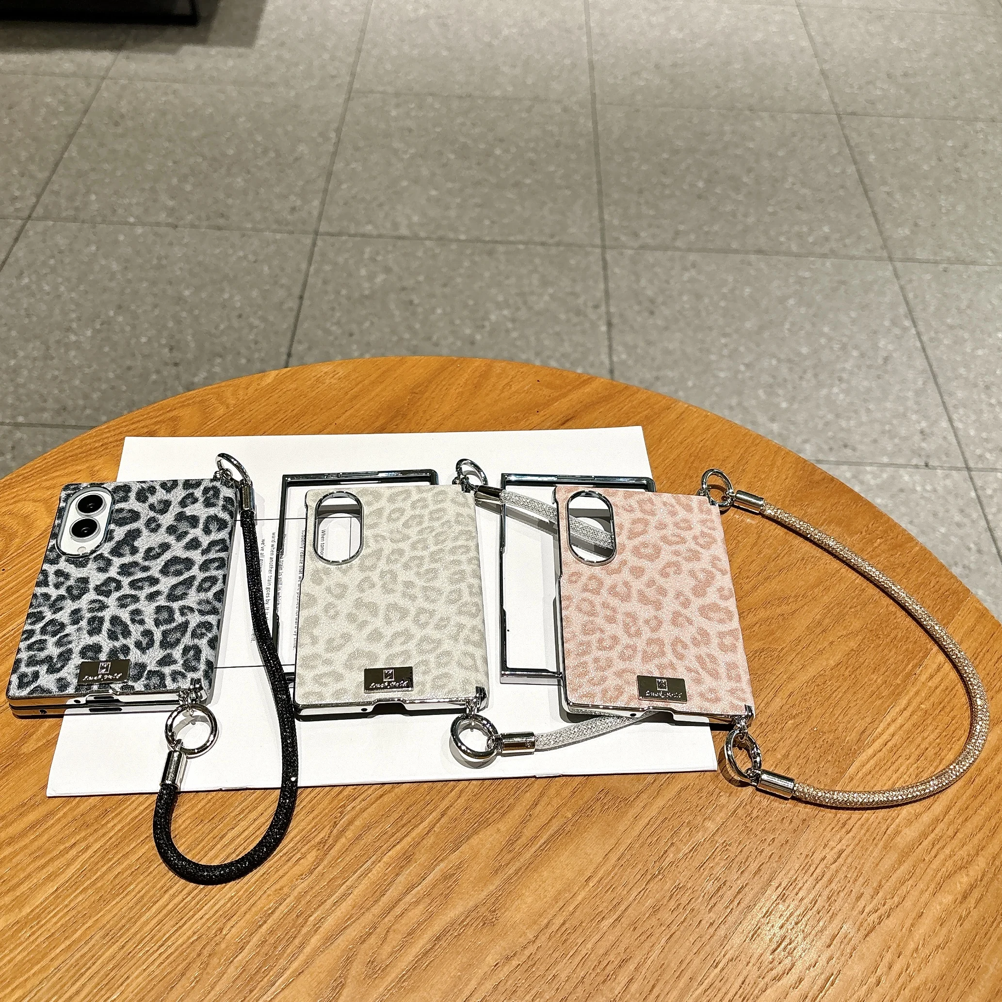 Fashion Leopard Print Leather Phone Case for Samsung Galaxy Z Fold8 Fold8 Wide Shockproof Hinge Protection‌ Strap Slim fit Cover view 6