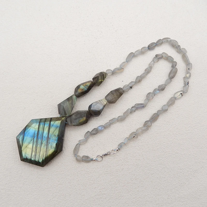 Handmade Natural Stone Labradorite Beads Necklace Irregular Design 20-inch Jewelry Gift For Women 58g