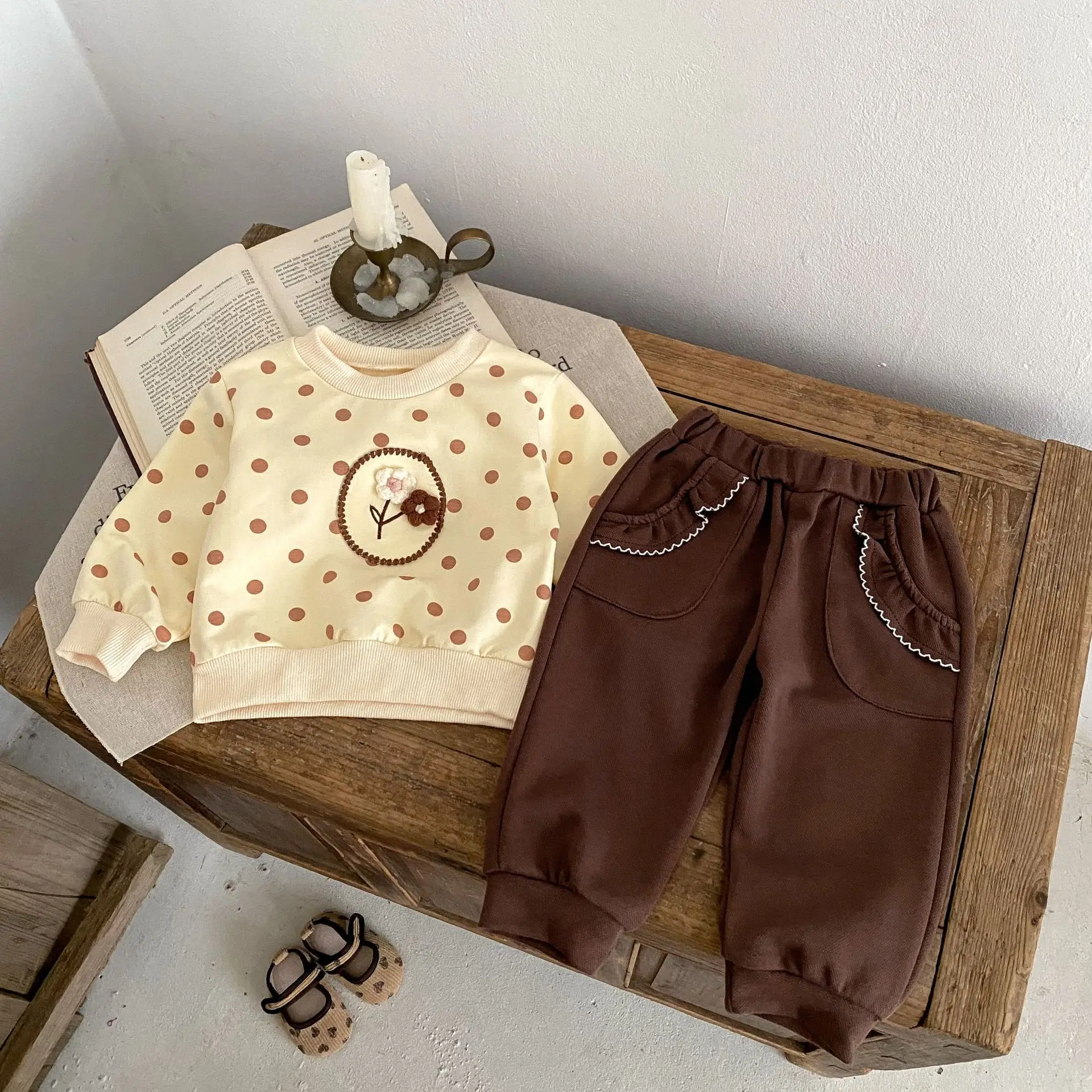 

Spring New Baby Clothing Women's Fashion Versatile Dot Print Top+Ruffle Edge Decorative Pocket Pants 2-Piece Set