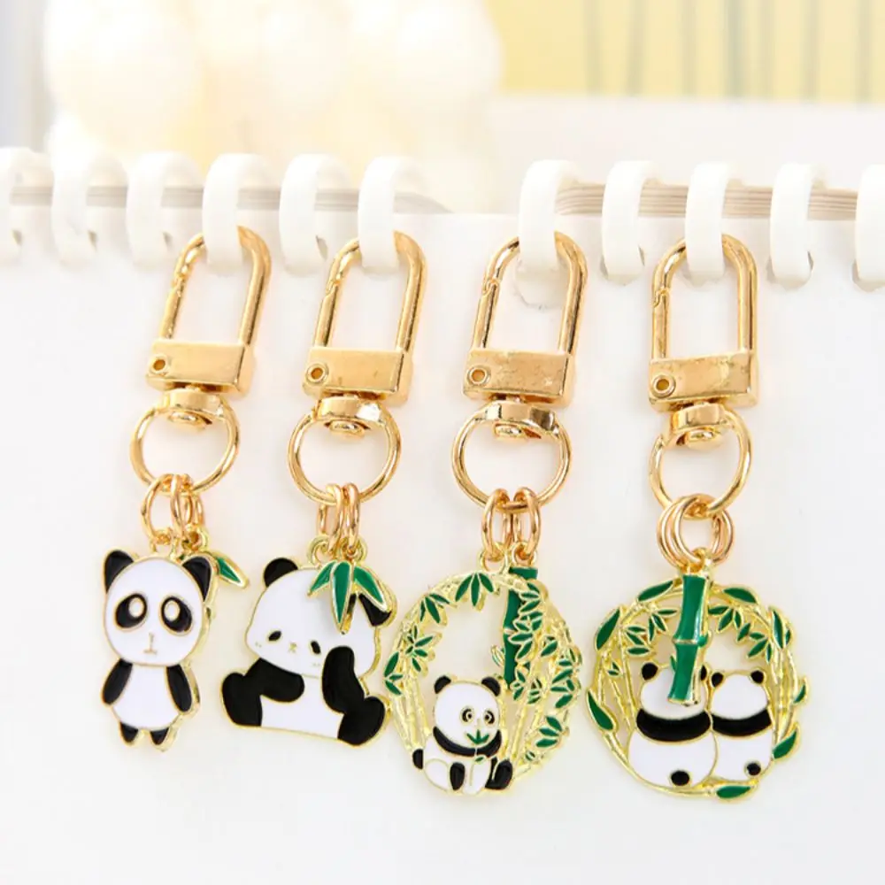 سلاسل مفاتيح باندا حيوانات كرتونية لطيفة ، سلسلة مفاتيح على شكل حقيبة ظهر على الطراز الصيني ، قلادة مزججة متدلية ، ديكورات حقيبة معدنية ، حلقة مفاتيح