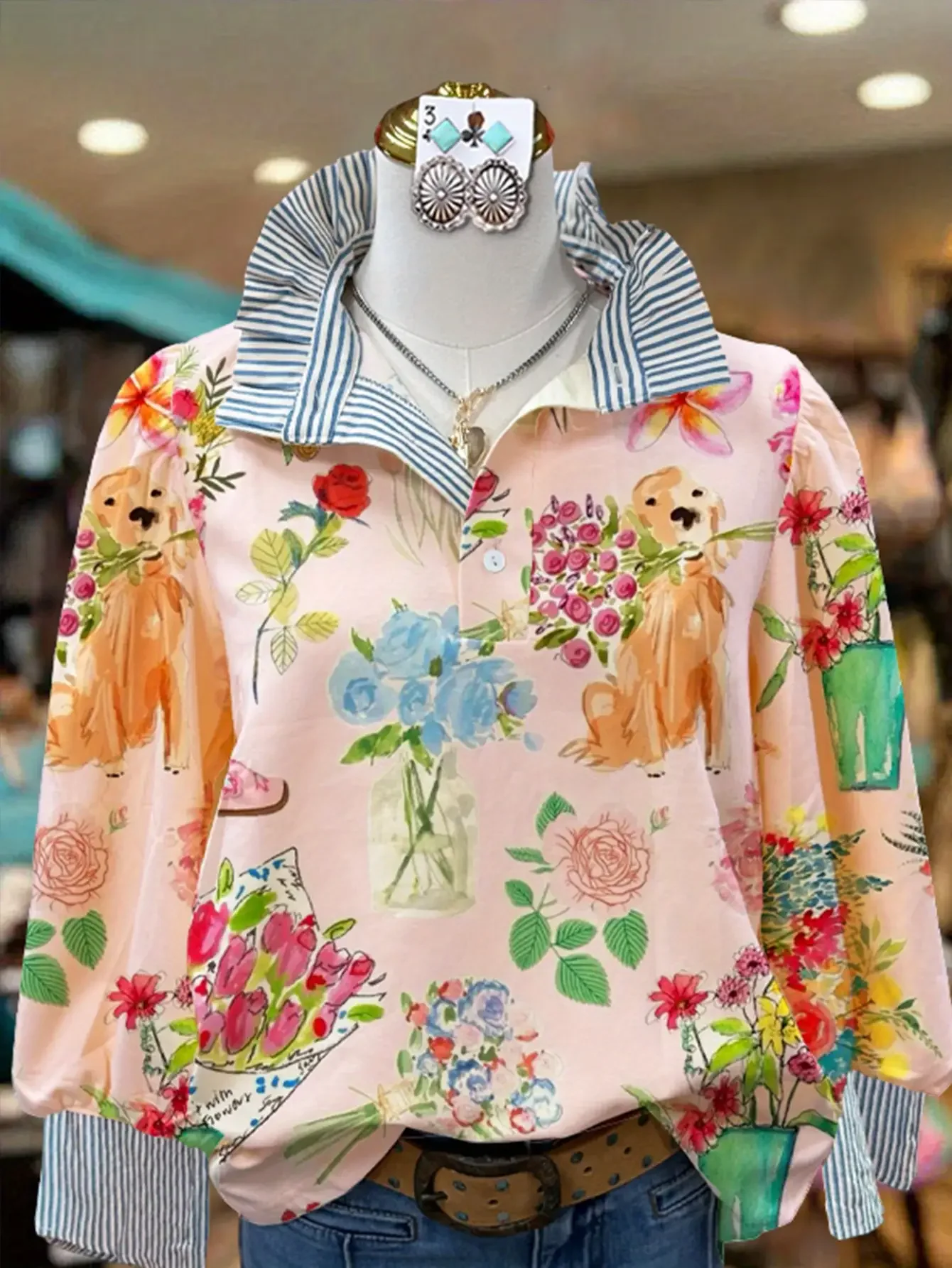 Fashionable women's clothing, featuring 2D flat printing and a casual long sleeved button up shirt,