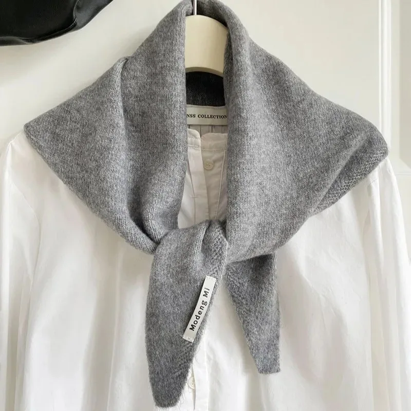 Koreanischer Streifen-Dreiecksschal aus 100 % Wolle, dreieckiger Schal für Männer und Frauen, britisches Nischen-Kopftuch, gestrickt, multifunktionaler warmer Schal – Detail 13