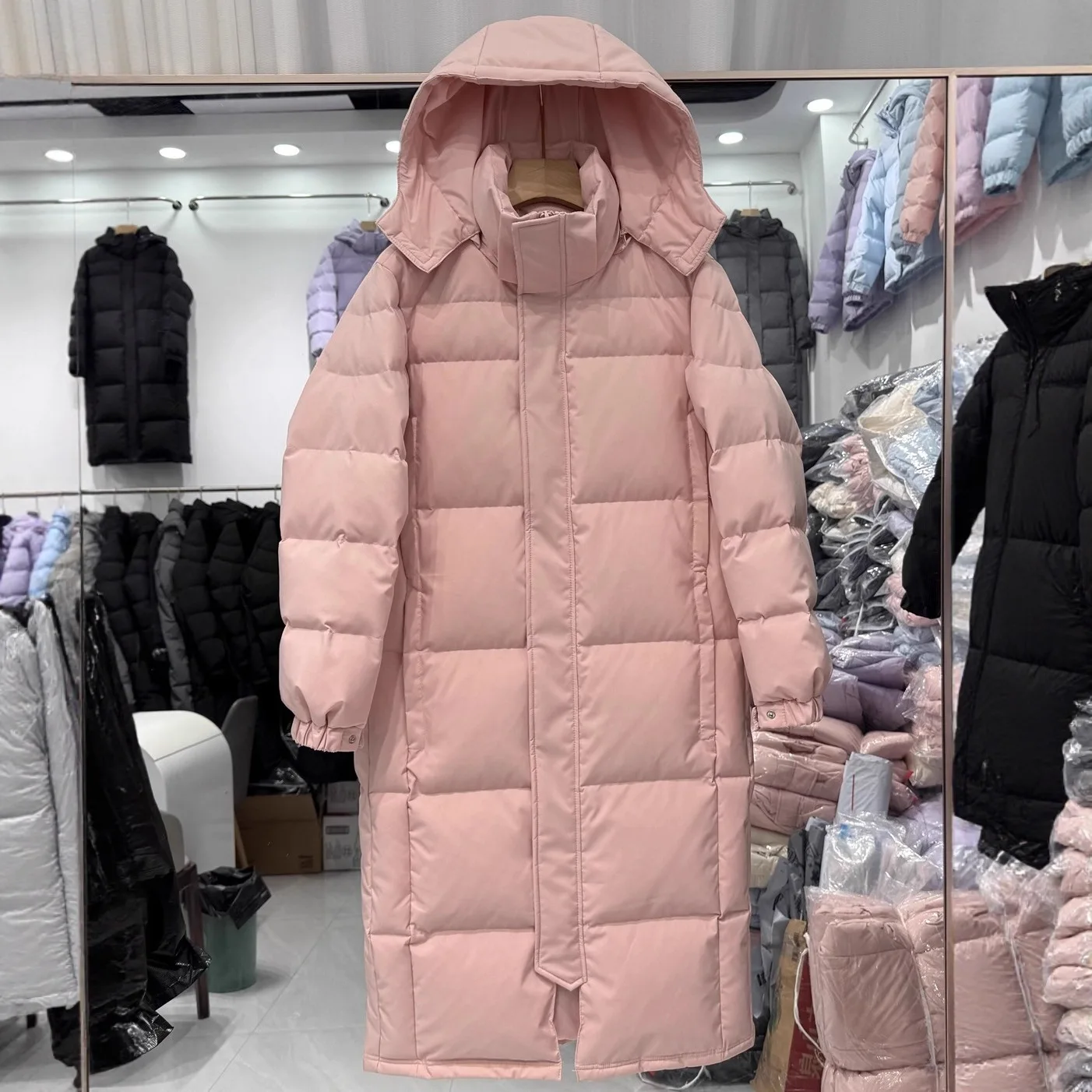 شتاء جديد المرأة أسفل سترة ركاب أنبوب مستقيم مقنعين سترة دافئة أسفل