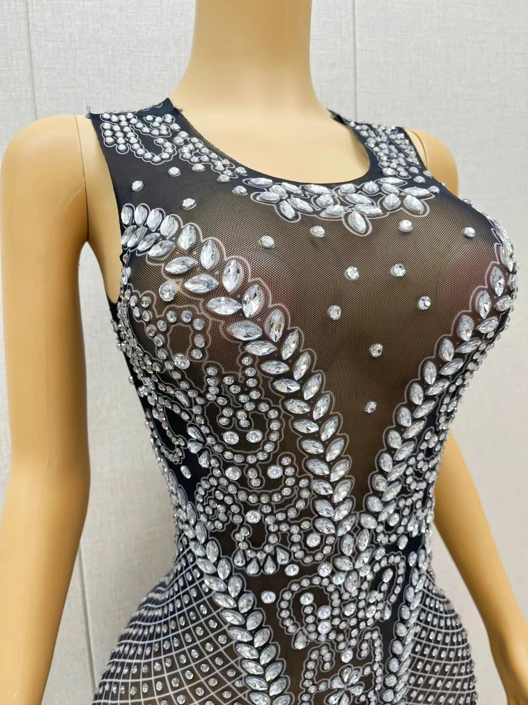 Czarne przezroczyste sukienki z siateczki Bodycon Wysokiej klasy seksowne sukienki dla kobiet Party Club Night Dancing Floor Rhinestone Dress Cocktail Gown