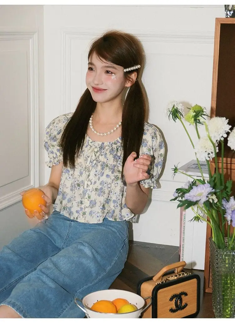 

Shirt Puff Sleeve Design Niche and Unique Shirt for Women French Floral Short-sleeved