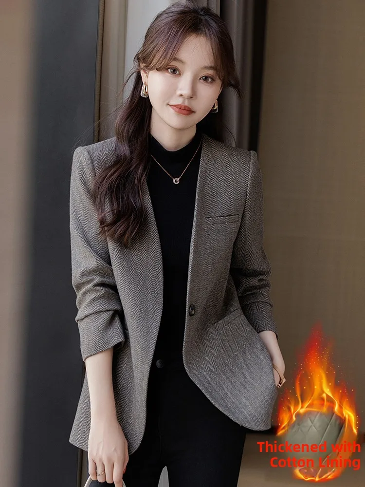 

Серый шерстяной пиджак женский, утепленный хлопком, повседневный стиль, V-образный вырез, длинный рукав, для работы, модный, высокое качество, осенне-зимнее пальто