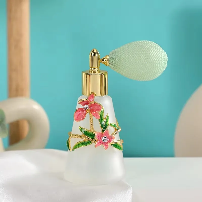 60 قطعة 50 مللي جديد السحلية معدن سبائك الزنك خمر نمط فارغة إعادة الملء رذاذ عطر زجاجة رذاذ السفر مع كيس الهواء