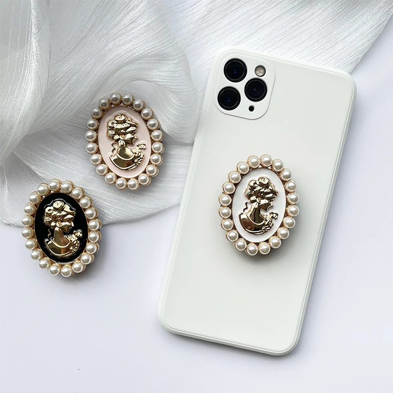

Korea Metal Glossy Pearl Beauty Expandable Socket Phone Holder Grip Finger Ring Foldable Support Stand Accessories