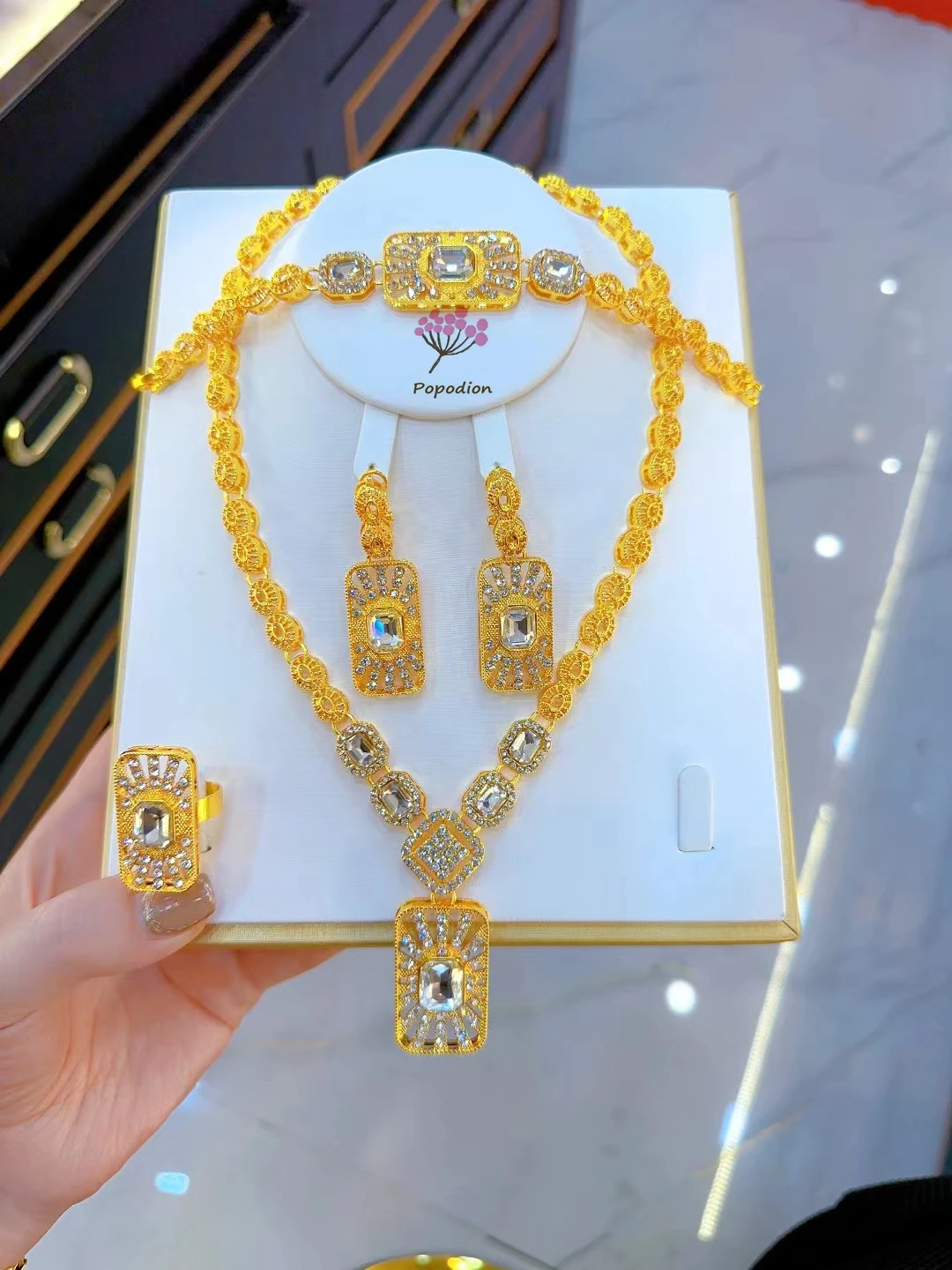 

New Dubai 24K Gold Plated Necklace Earrings Bracelet Women's Ring Wedding Party Jewelry Set Popodion YY10455