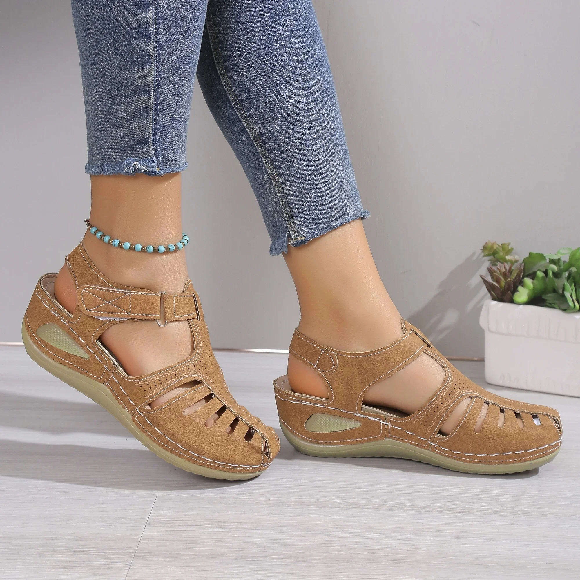 Fashionable Womens Wedge Sandals Comfortable Platform Heels with Secure Ankle Straps Durable Solid  for Stylish Summer Footwear