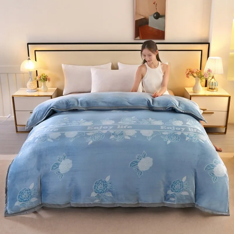 2025 new carved fleece milk fleece single quilt cover high-end quilt cover thickened warm without pillowcase and sheet