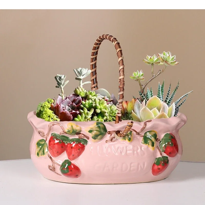 

Strawberry Relief Tote Basket Flower Pots Ceramic Vase Desk Decoration Potted Plants Floral Vases Porcelain Flowers Arrangement