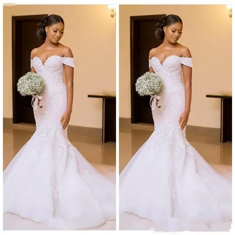 Customized African Black Women Mermaid Wedding Dresses Off Shoulder Lace Appliques Slim Beautiful Ladies Vestidos Bridal Gowns