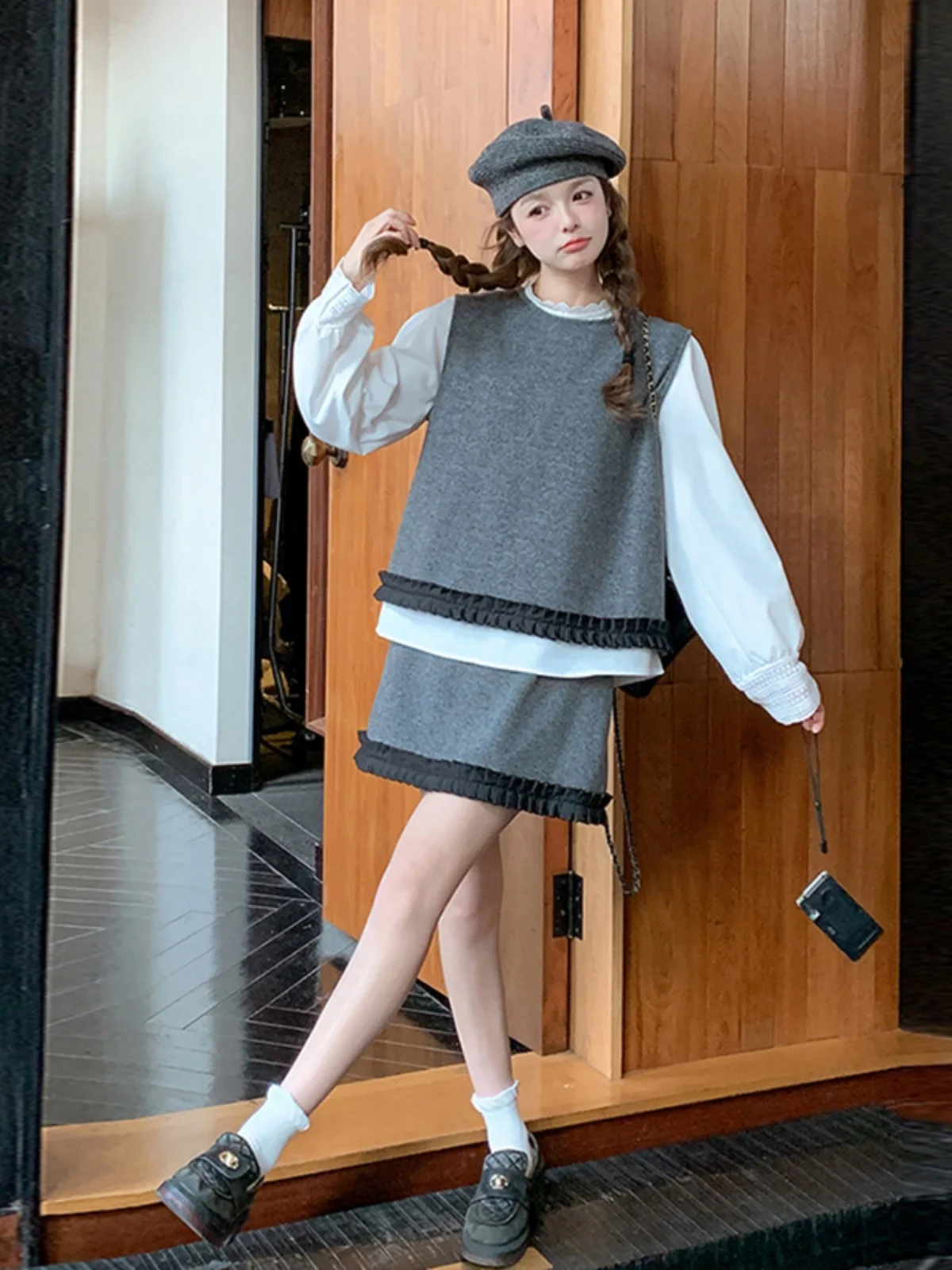 

Комплект из юбки с кружевной отделкой и жилета для женщин: модный весенне-осенний комплект из двух предметов для молодых девушек