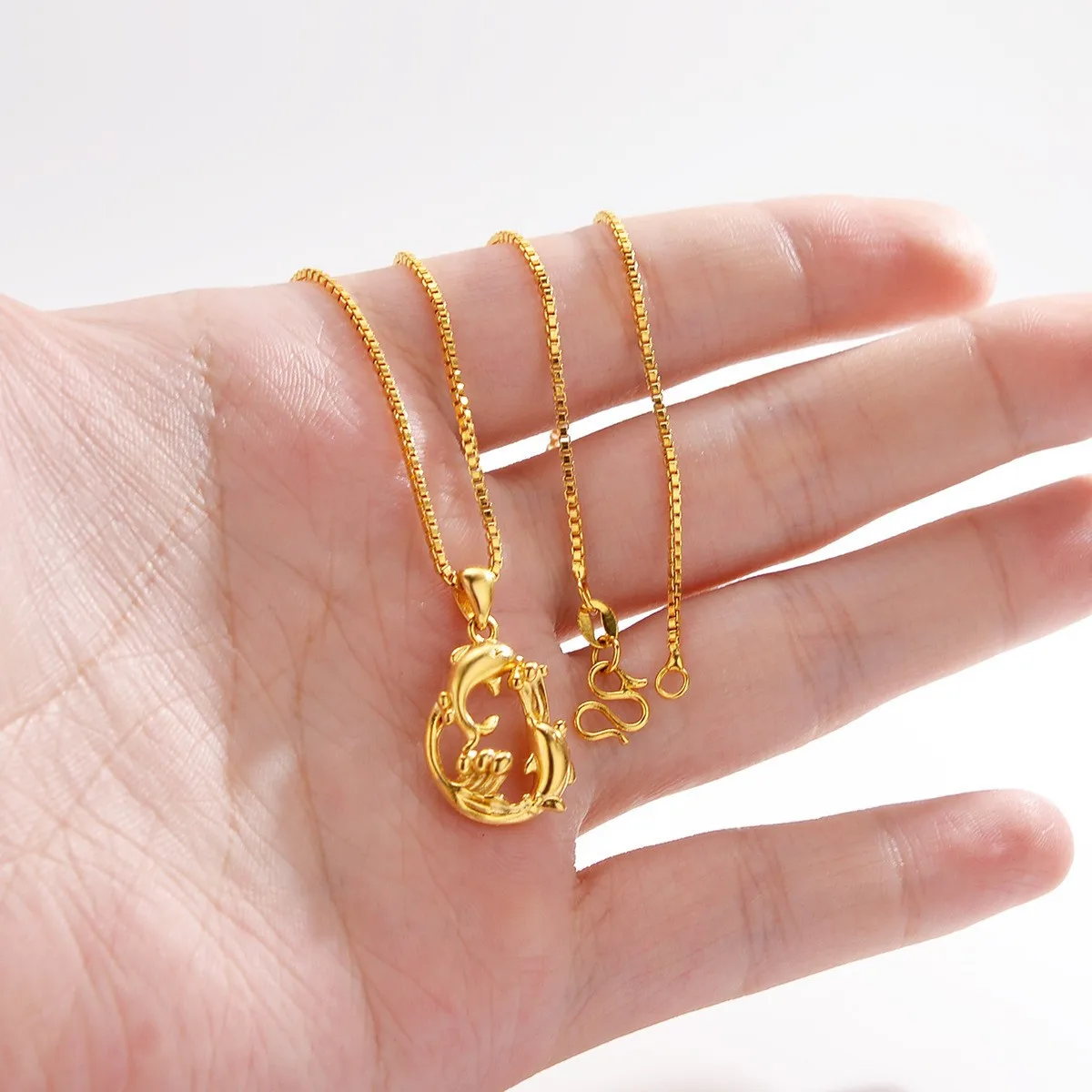 Boutique AU999 gold necklace pendant female clavicle chain fashion new style pig love pendant 24K pure gold jewelry