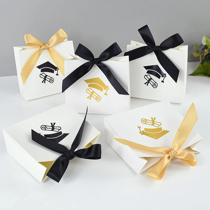 

10Pcs Graduates Congration Senior Class of 2024 Candy Chocolate Gift Box Preschool High School College Graduation Party Decor