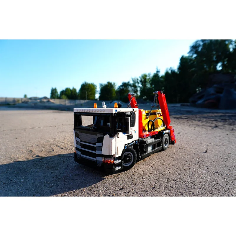 Moc 2024 Scania P-Series Skip Loader Fuel Tanker L Engineering Vehicle Building Blocks Creative Garage Toys Christmas Child Gift