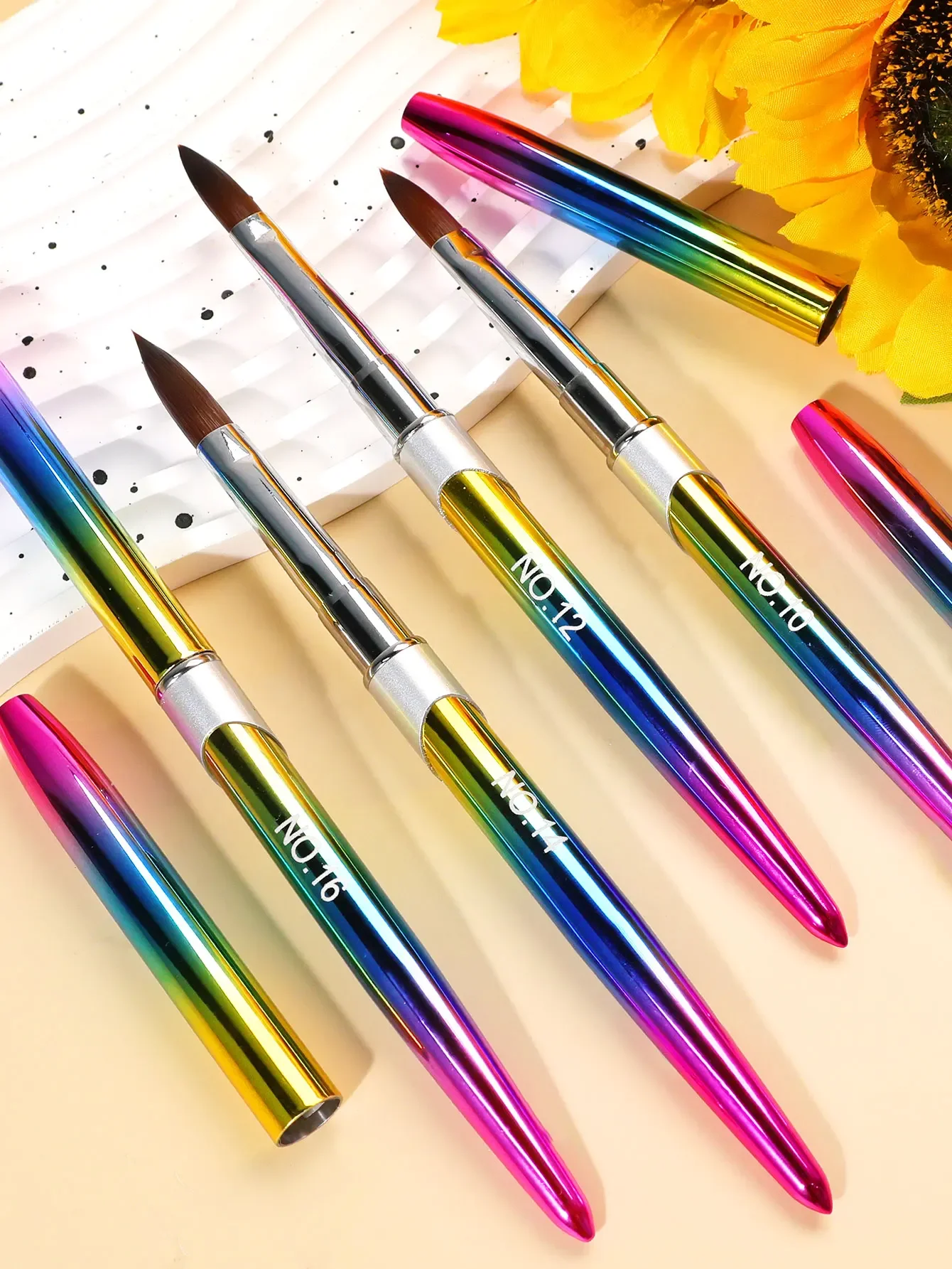 

4Pcs Acrylic Nail Brush Set Professional Acrylic Powder Extension Gradient Nail Brushes Nail Art 3D Carving Manicure Salon Tools